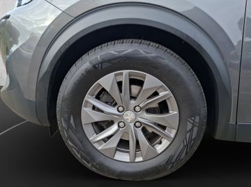 Peugeot 2008 Active Pack 1.2 PureTech 100 Kam.+LED+SHZ