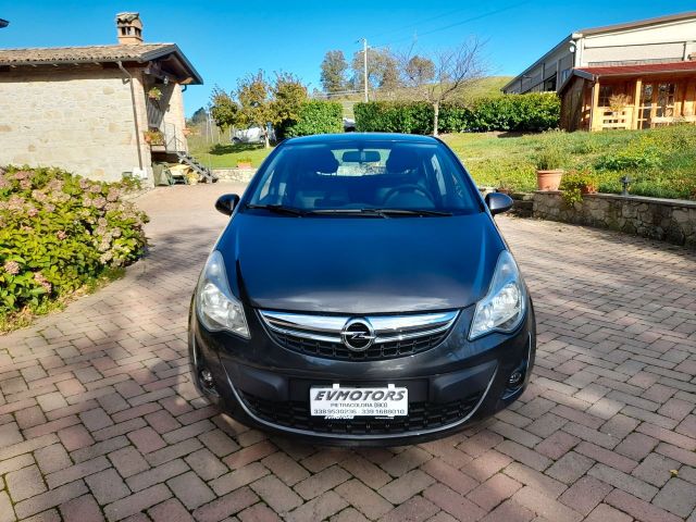 Opel Corsa 1.4 16V 5 p Cambio auto.GUASTO AL CAM