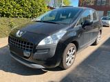 Peugeot 3008 Tendance *2.Hand* PDC* - gebrauchte Peugeot 3008 aus dem Jahr 2010