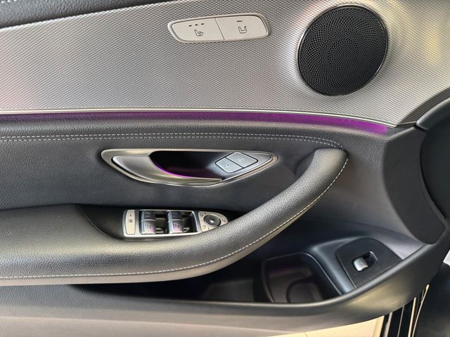 MERCEDES-BENZ E 200 — Foto 13