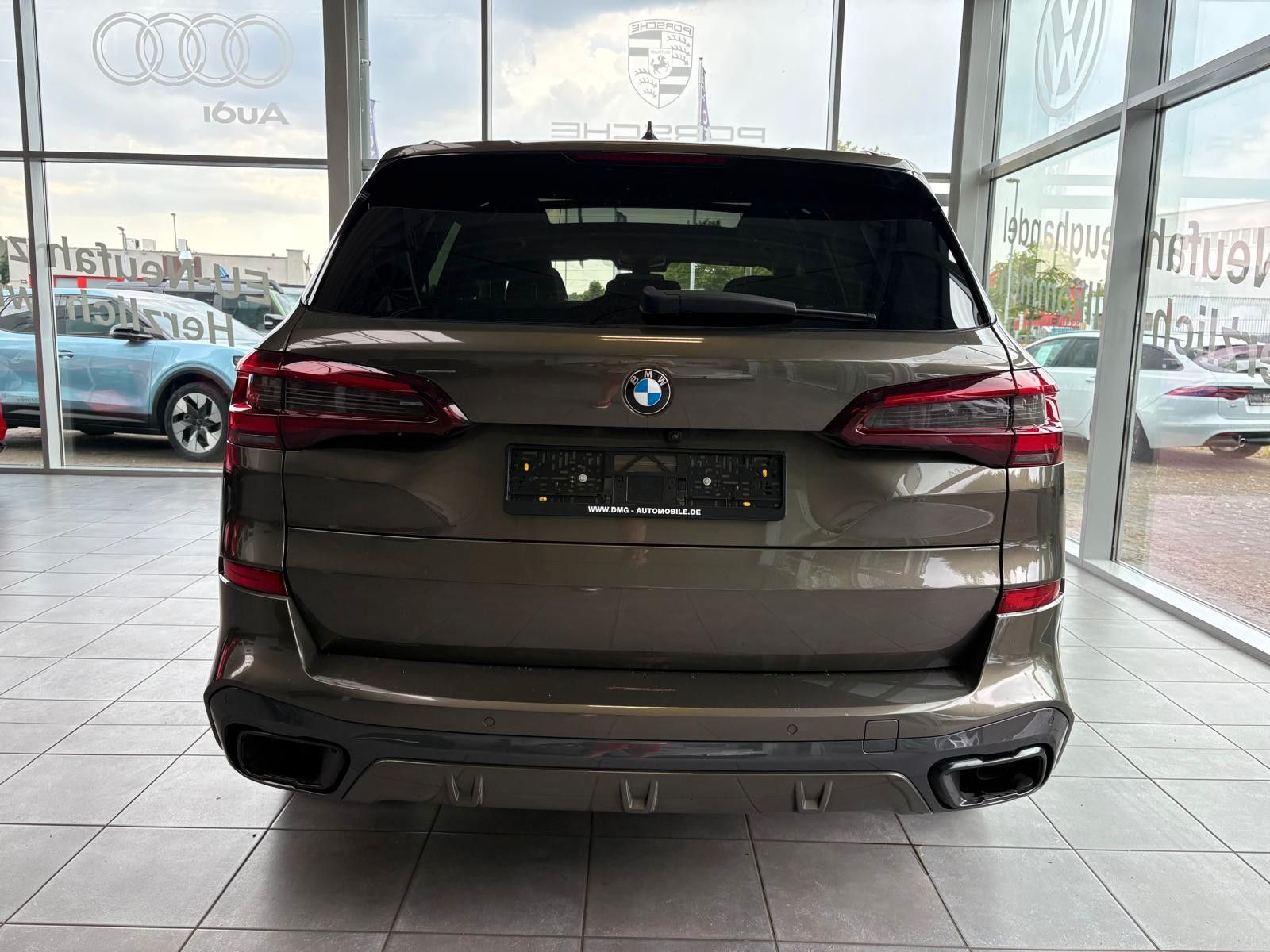 Fahrzeugabbildung BMW X5 xDrive 40 d M Sport