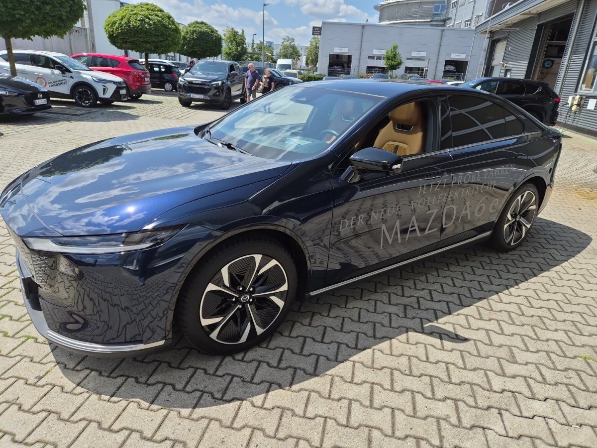 Mazda 6e 5HB EV 258ps 1AT RWD Takumi Plus imagem 2
