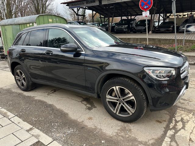 Mercedes-Benz GLC 300 de 4Matic*ViRTUAL*KAMERA*LED*OFF-ROAD