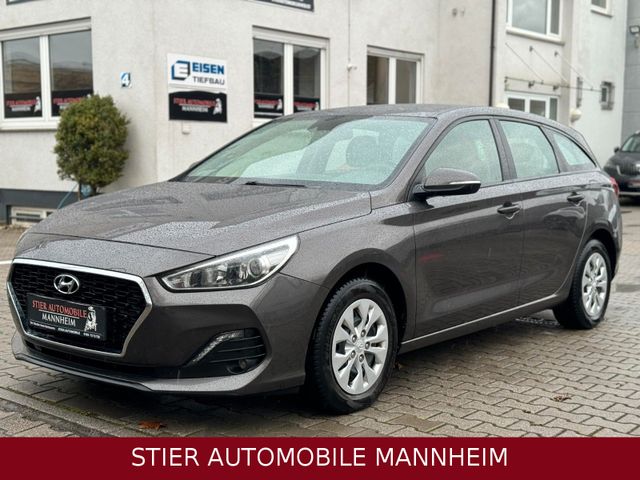 Hyundai i30 cw*KLIMA*NAVI*LED*79TKM*TÜV NEU*EURO6*