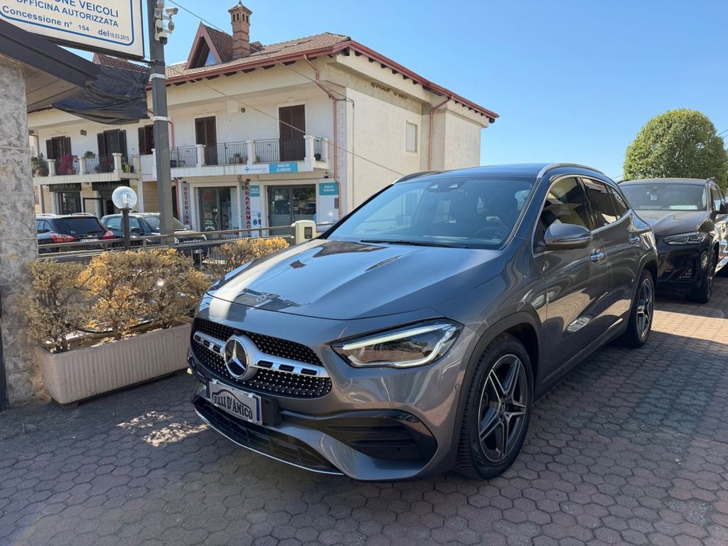 Image of Mercedes-Benz GLA 200