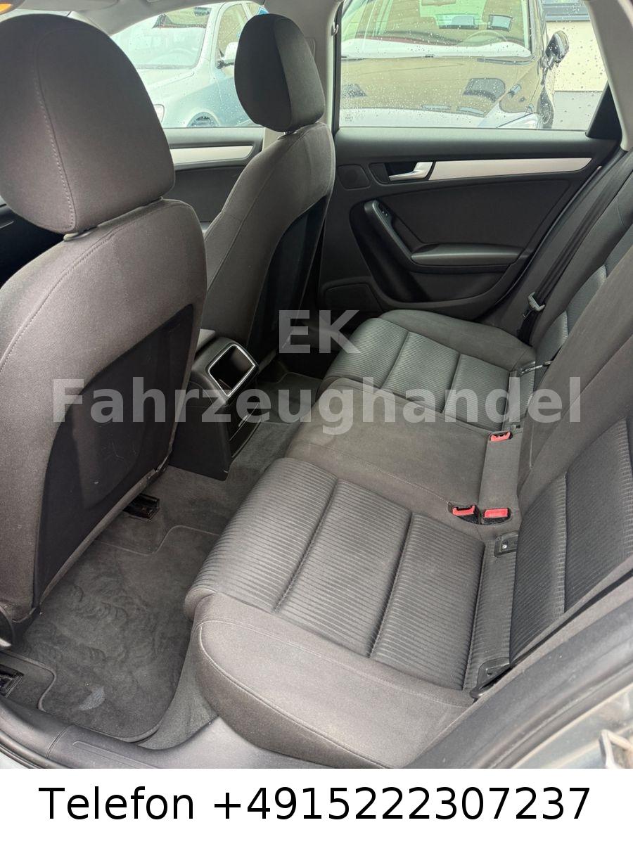 Audi A4 2011 — photo 14