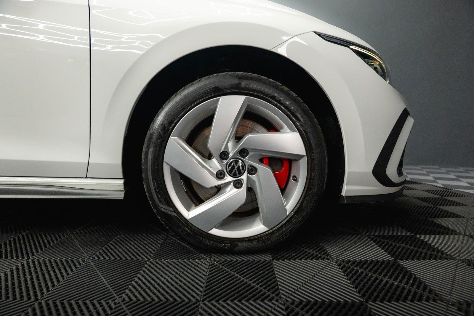 Fahrzeugabbildung Volkswagen Golf VIII Lim. GTE eHybrid Sport | LED | ACC