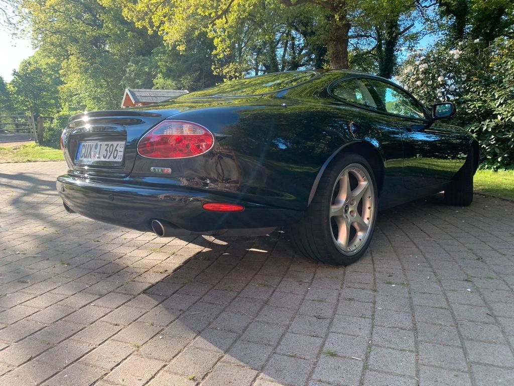 Jaguar XKR