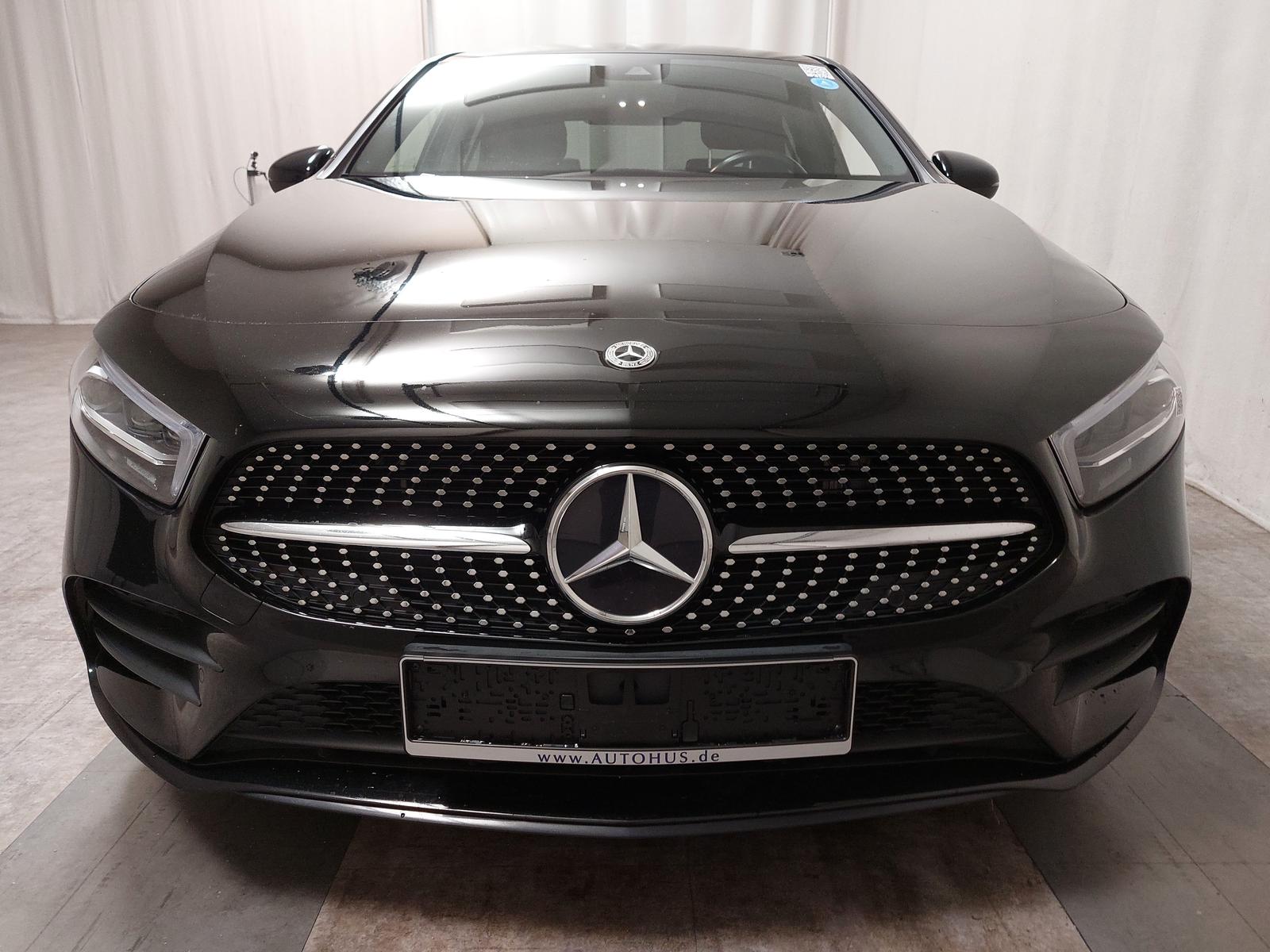 Mercedes-Benz A 250 e AMG Line T-Leder Navi LED