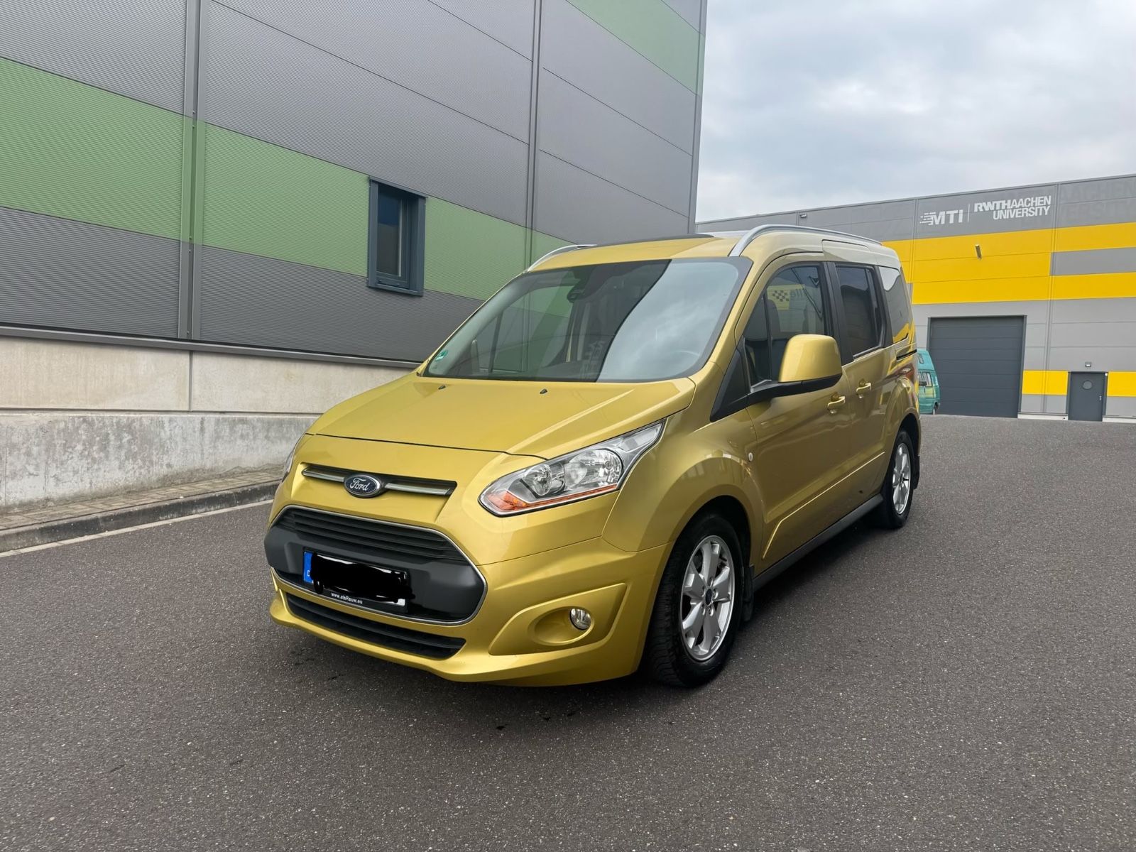 Ford Tourneo Connect Titanium