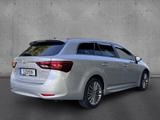 Toyota Avensis Touring Sports 2.0 D-4D Executive NAVI L - silberne Toyota Avensis
