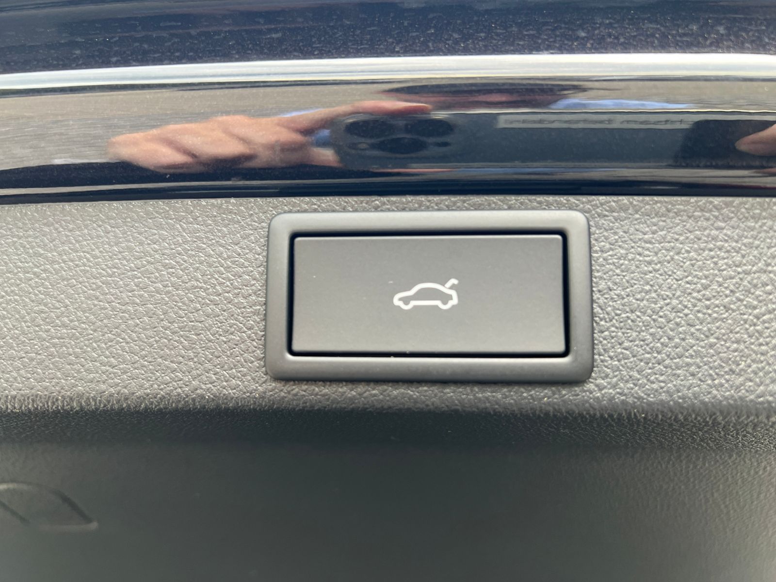 Fahrzeugabbildung SKODA Octavia Combi RS 2.0 TSI DSG *AHK,CANTON,Panoram