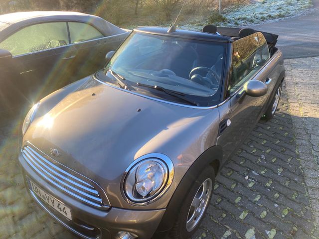 MINI Mini Cooper Cabrio 1.6 Pepper 90 KW Klima Sitz'.