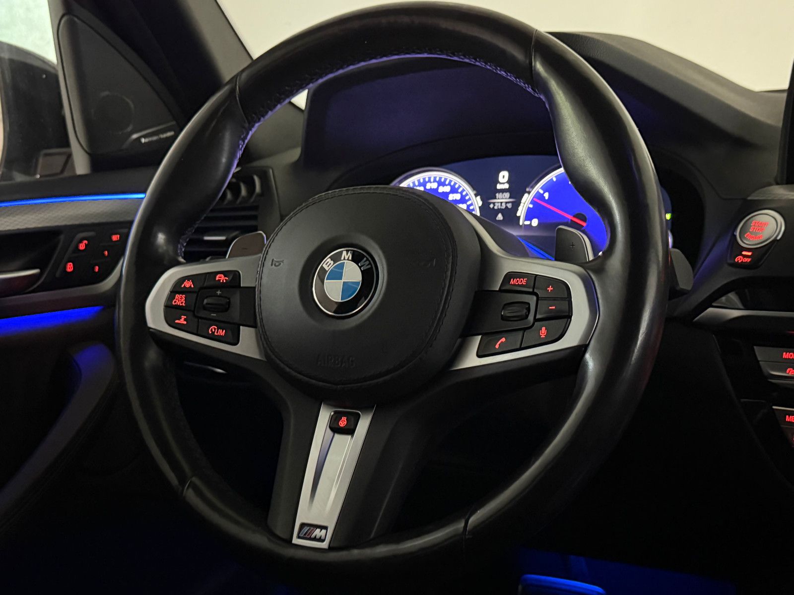 Fahrzeugabbildung BMW X3 xDrive 30 d M SPORT/H&K/LED/360*/ACC/HuD/AHK