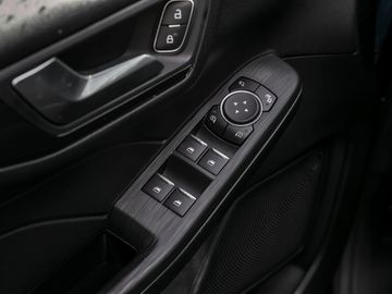 Ford Kuga 2.5 Plug-In Hybrid ST-Line X Kamera Navi