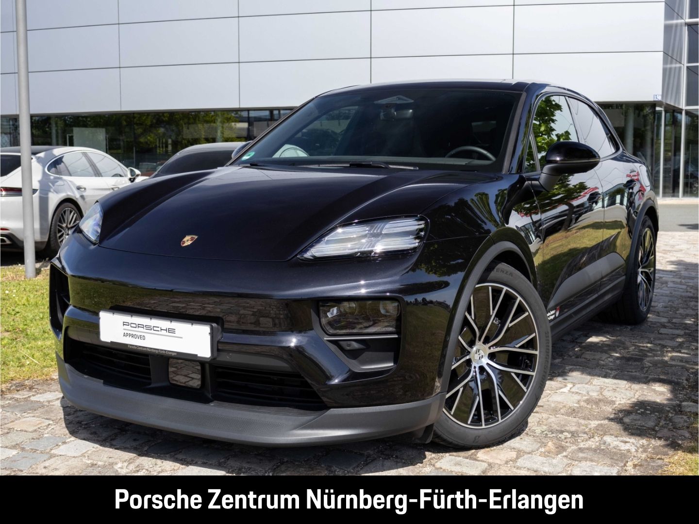 Porsche Macan BOSE Panoramadach Luftfederung Lenkradheiz