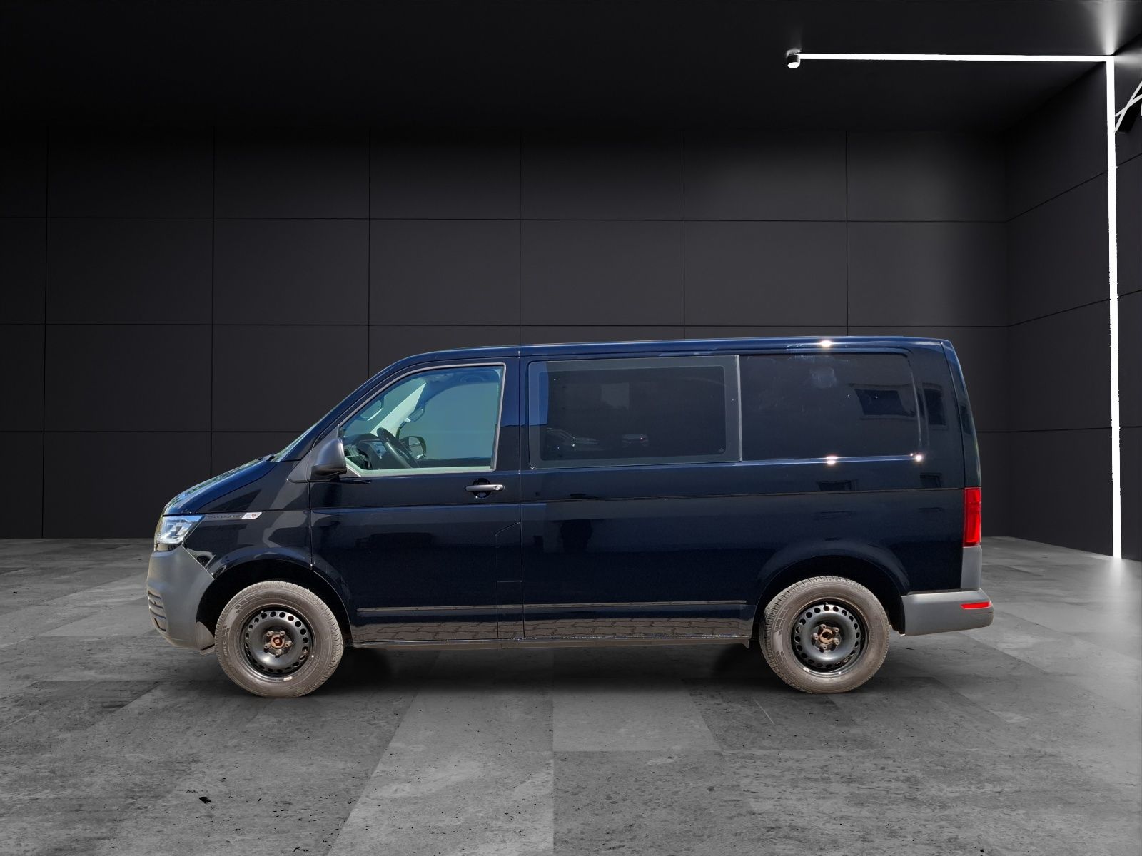 Fahrzeugabbildung Volkswagen T6 Kombi T6.1 TDI DSG 5-Si LED AHK Klima GRA PDC