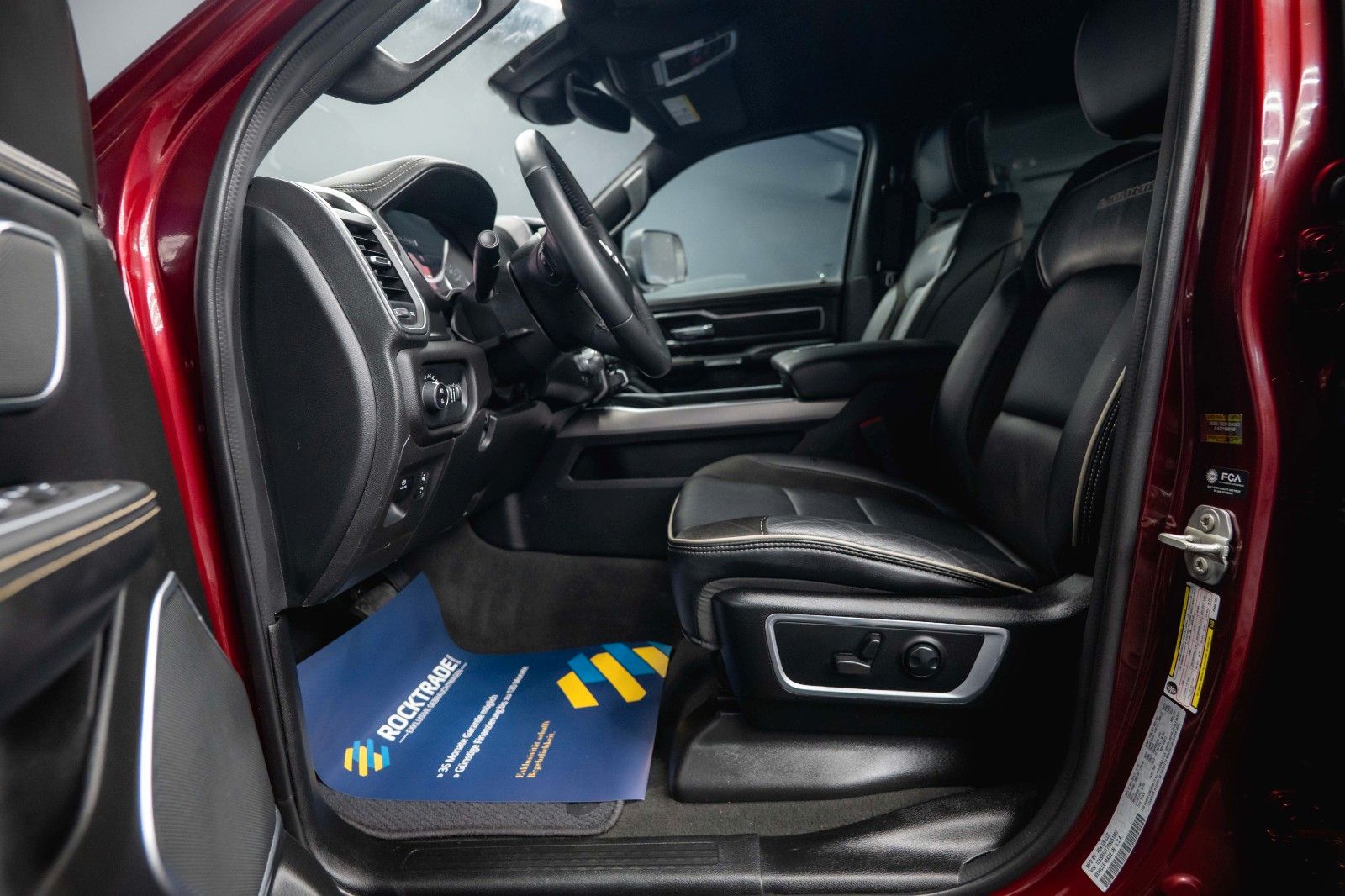 Fahrzeugabbildung Dodge RAM 5.7 V8 HEMI 4x4 OFFROAD Night LARAMIE 19%