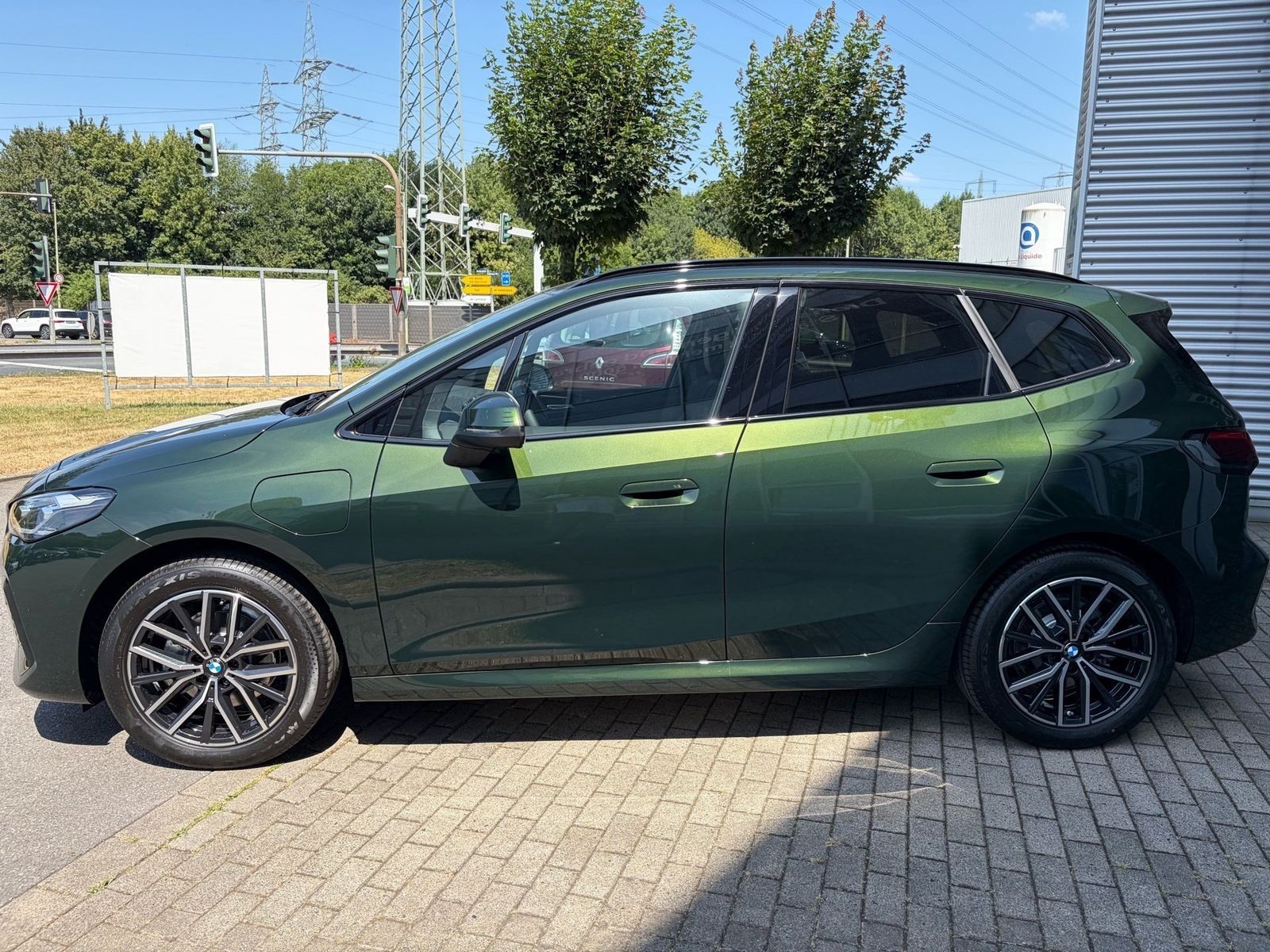 BMW 225 Active Tourer - Bild 3