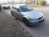 BMW 320d E46 Export - Händler - BMW 320 aus 2001: 320d