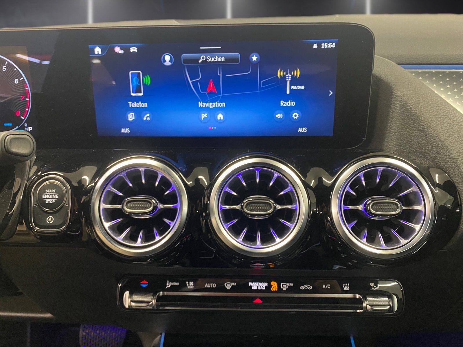 Fahrzeugabbildung Mercedes-Benz B 250 4M*AHK*STDHZG*Distro*Totwink*CarPlay*LED*