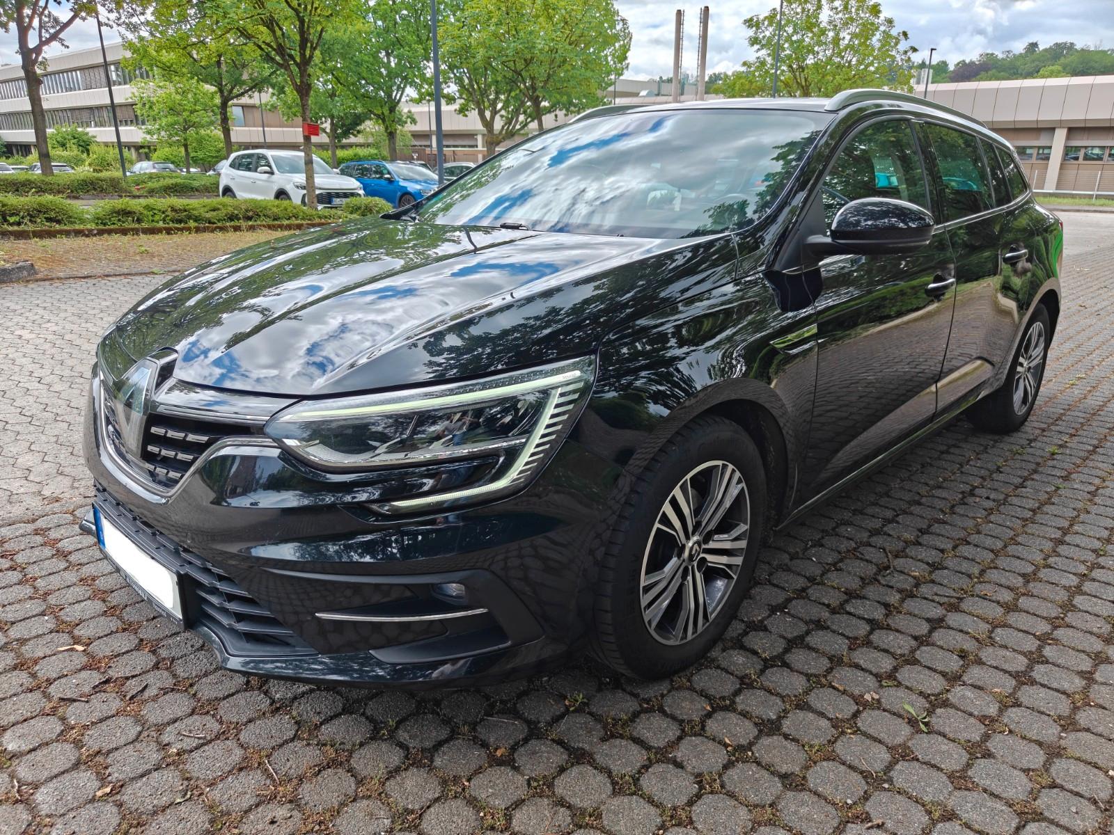 Renault Megane TCe 140 EDC Intens Grandtour HeadUP Kam