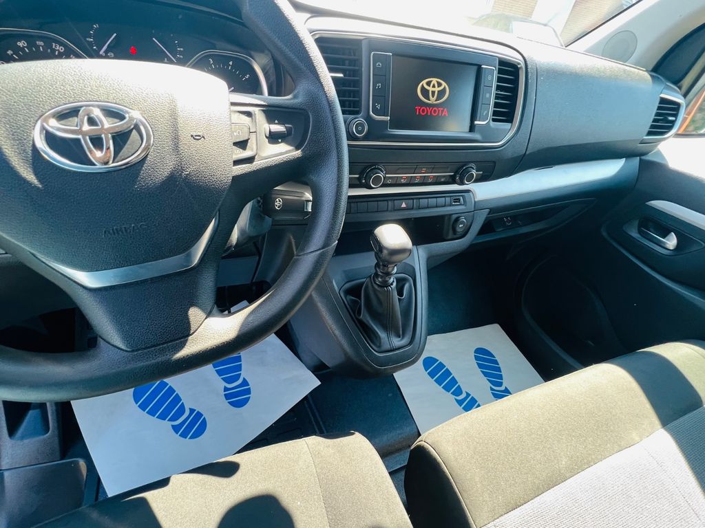 Image of Toyota Proace (Verso)