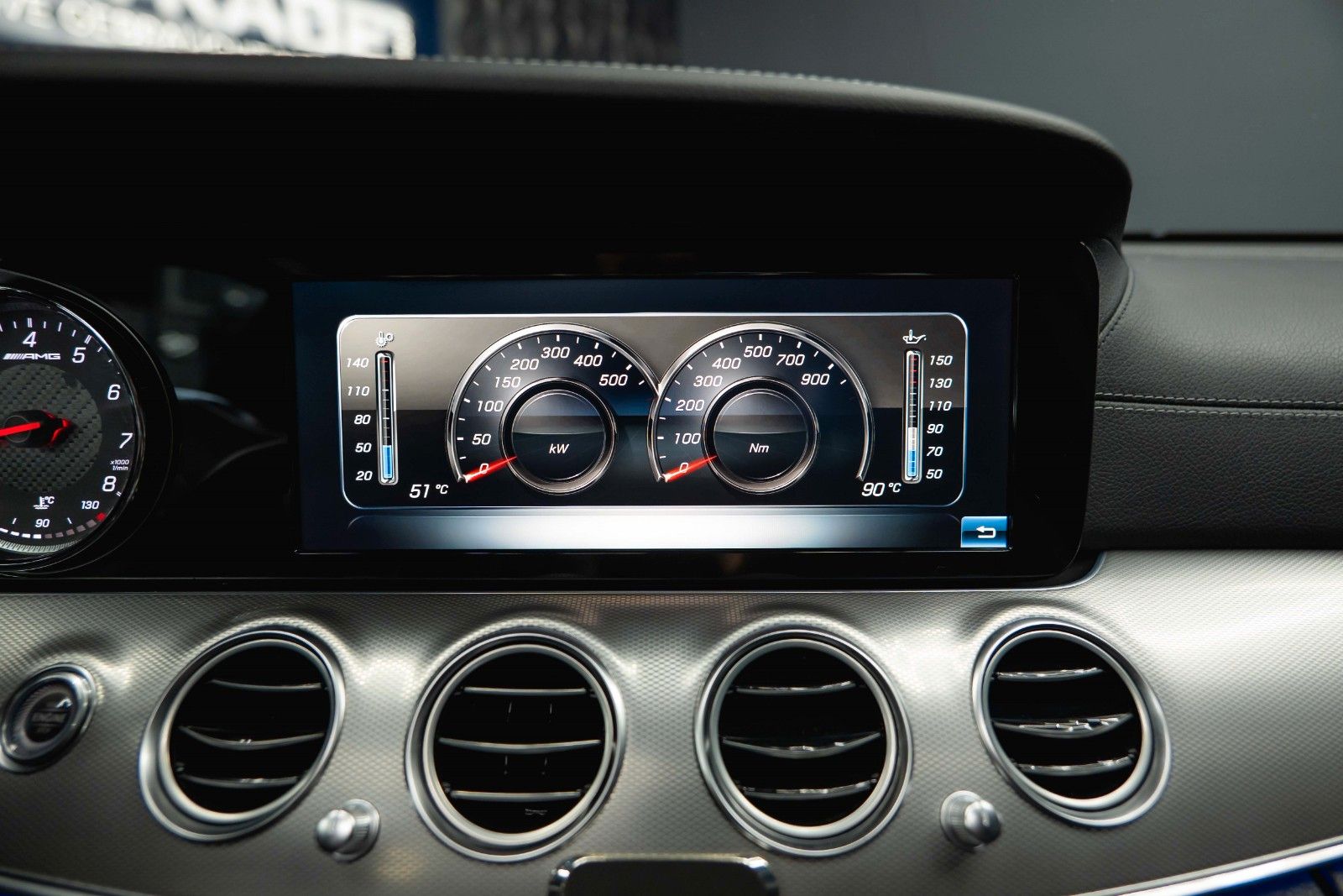 Fahrzeugabbildung Mercedes-Benz E 63 AMG 4Matic+ Night-Paket Drivers Package LED