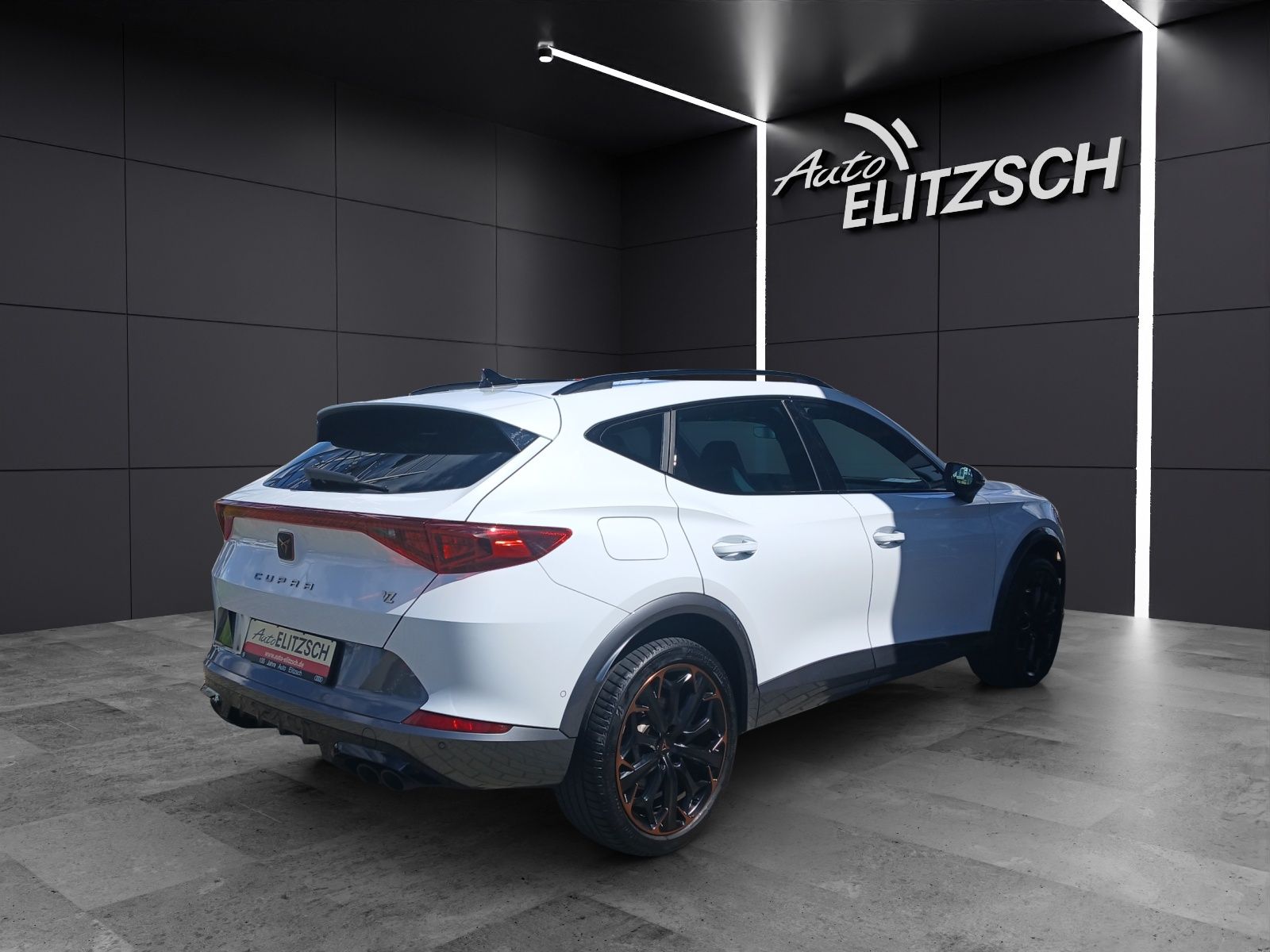 Fahrzeugabbildung CUPRA Formentor VZ DSG 4Drive LED AHK Navi Pano ACC RF