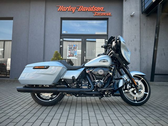 Harley-Davidson Street Glide 117 NEU