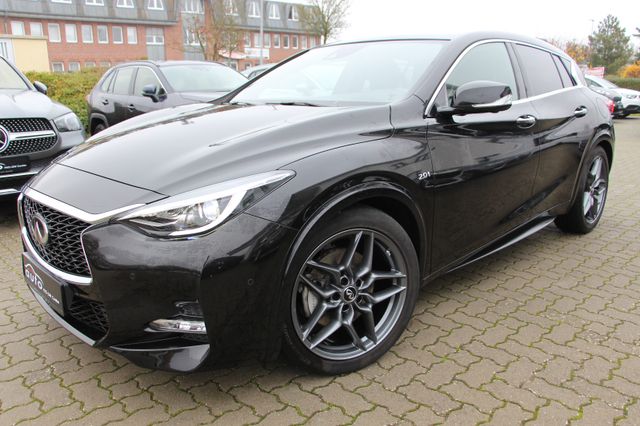 Infiniti Q30 2.0 AWD Sport Tech