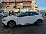 Volvo V40 Cross Country D2 Geartronic - weiße Volvo V40 Cross Country