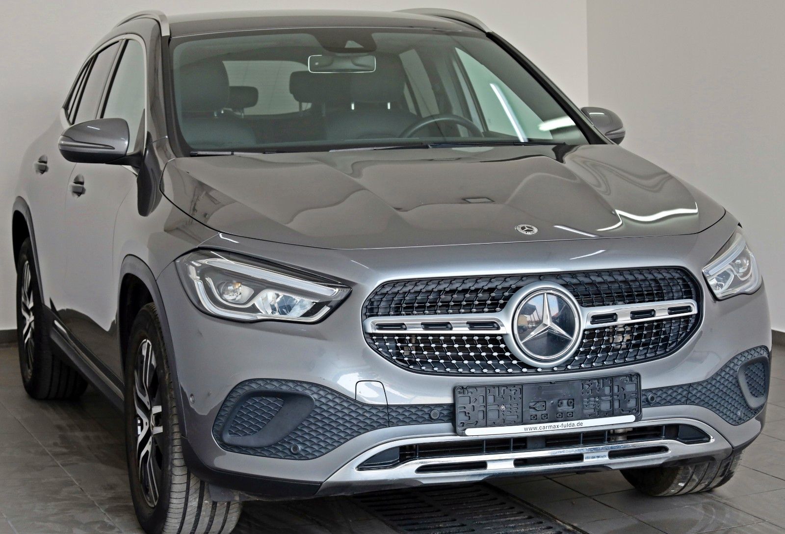 Fahrzeugabbildung Mercedes-Benz GLA 200 d, Automatik, Teillled., Navi, LED, Kam