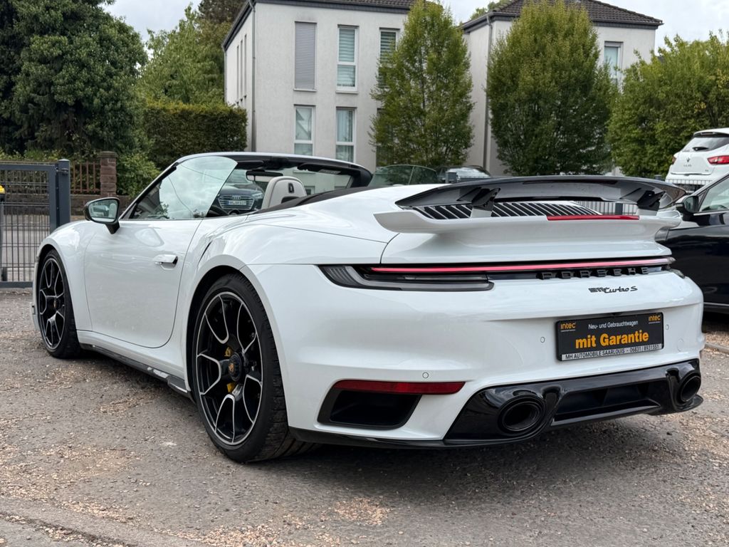 PORSCHE 911 2022