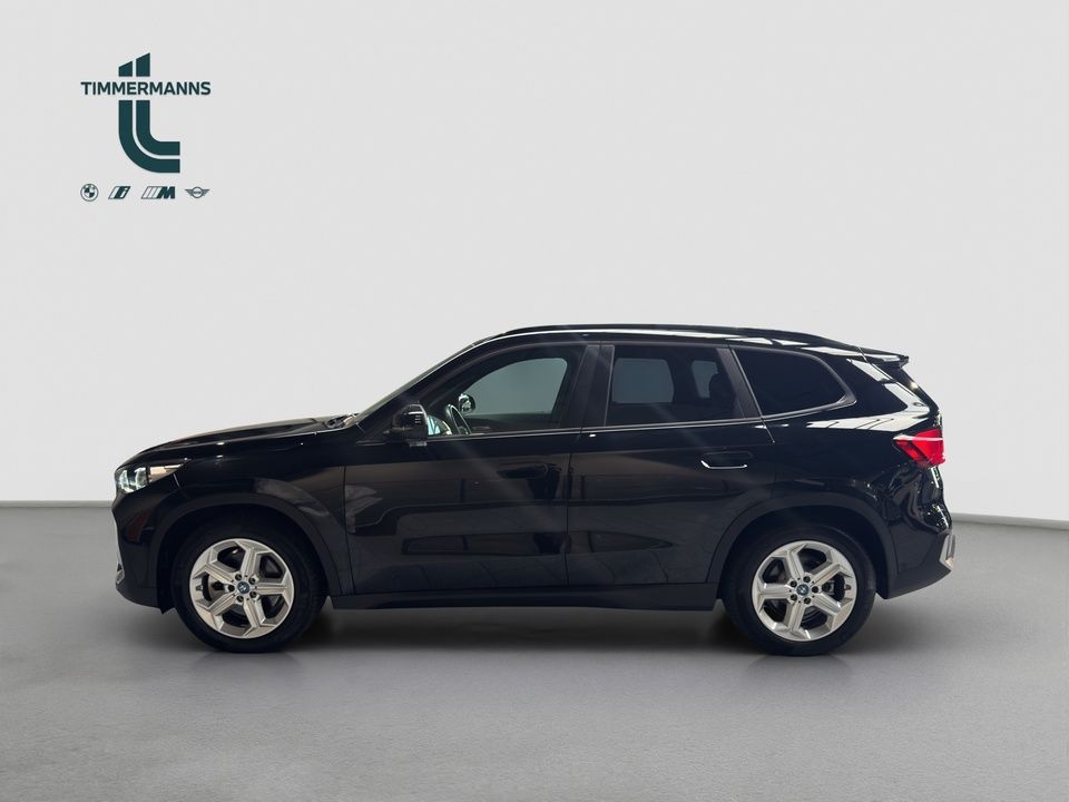 BMW iX1 xDrive30 Navi Panoramadach Bluetooth PDC imagem 2