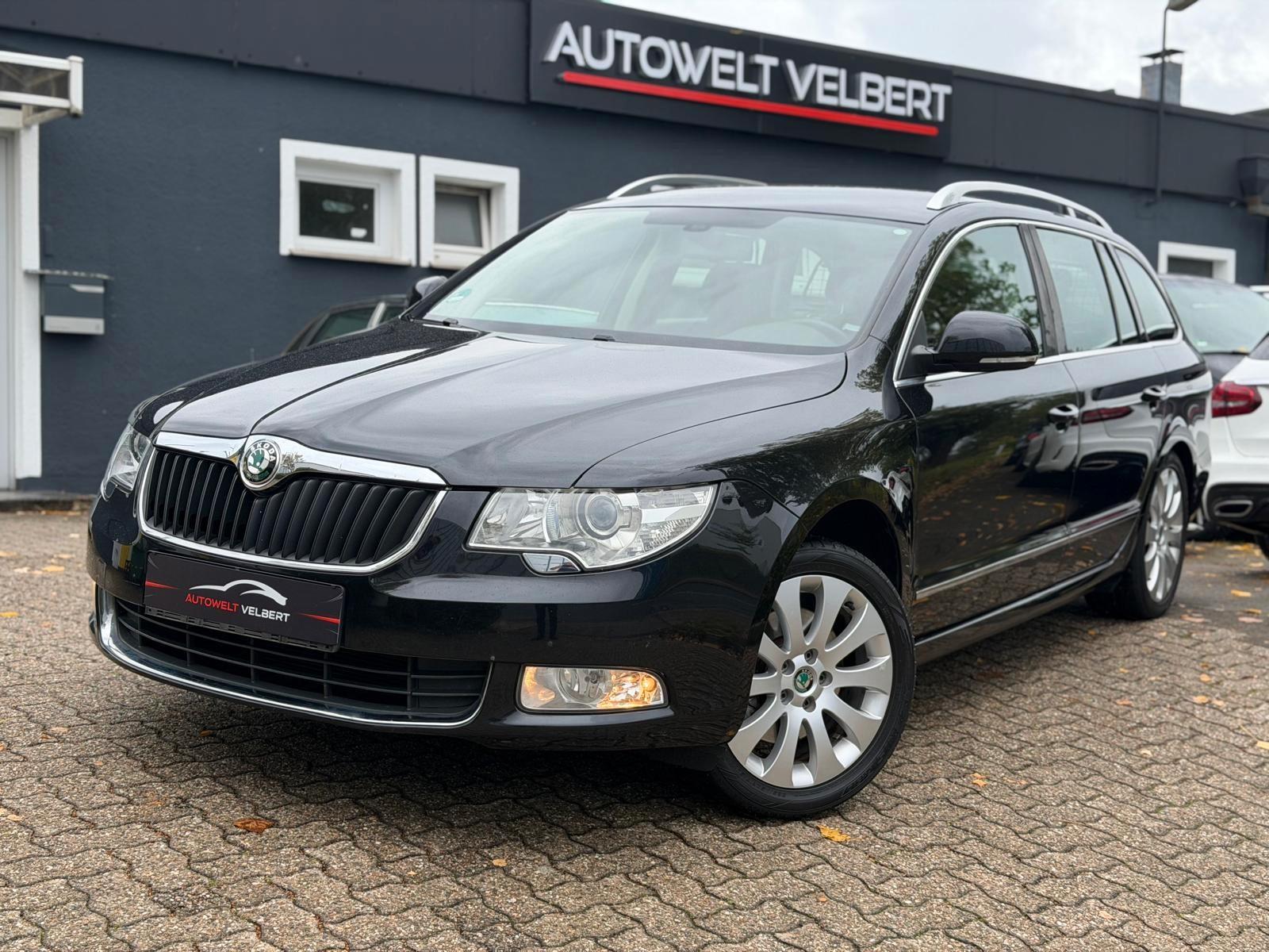 Skoda Superb Combi Elegance 1.HAND/XENON/SHZ/PARK/TEMP