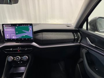 Skoda Kodiaq 1.5 TSI  Selection AHK*Panodach*Matrix