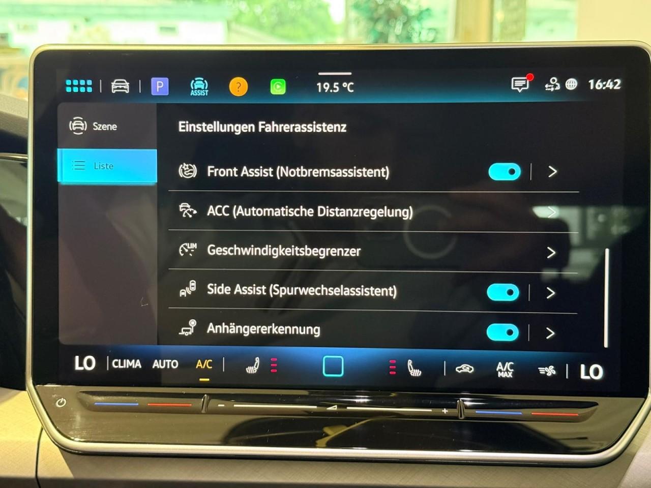 Volkswagen Golf VIII 1.5TSI Life LED ACC RFK AHK APP Klima, миниатюра 18