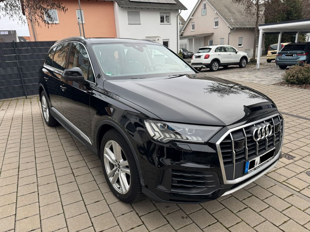 Image of Audi Q7