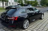 Skoda Superb 2.0 TDI SCR 140 Gr t DSG 4x4 Style Co... - Skoda Superb mit Diesel-Antrieb: Allradantrieb, Kombi, 2.0