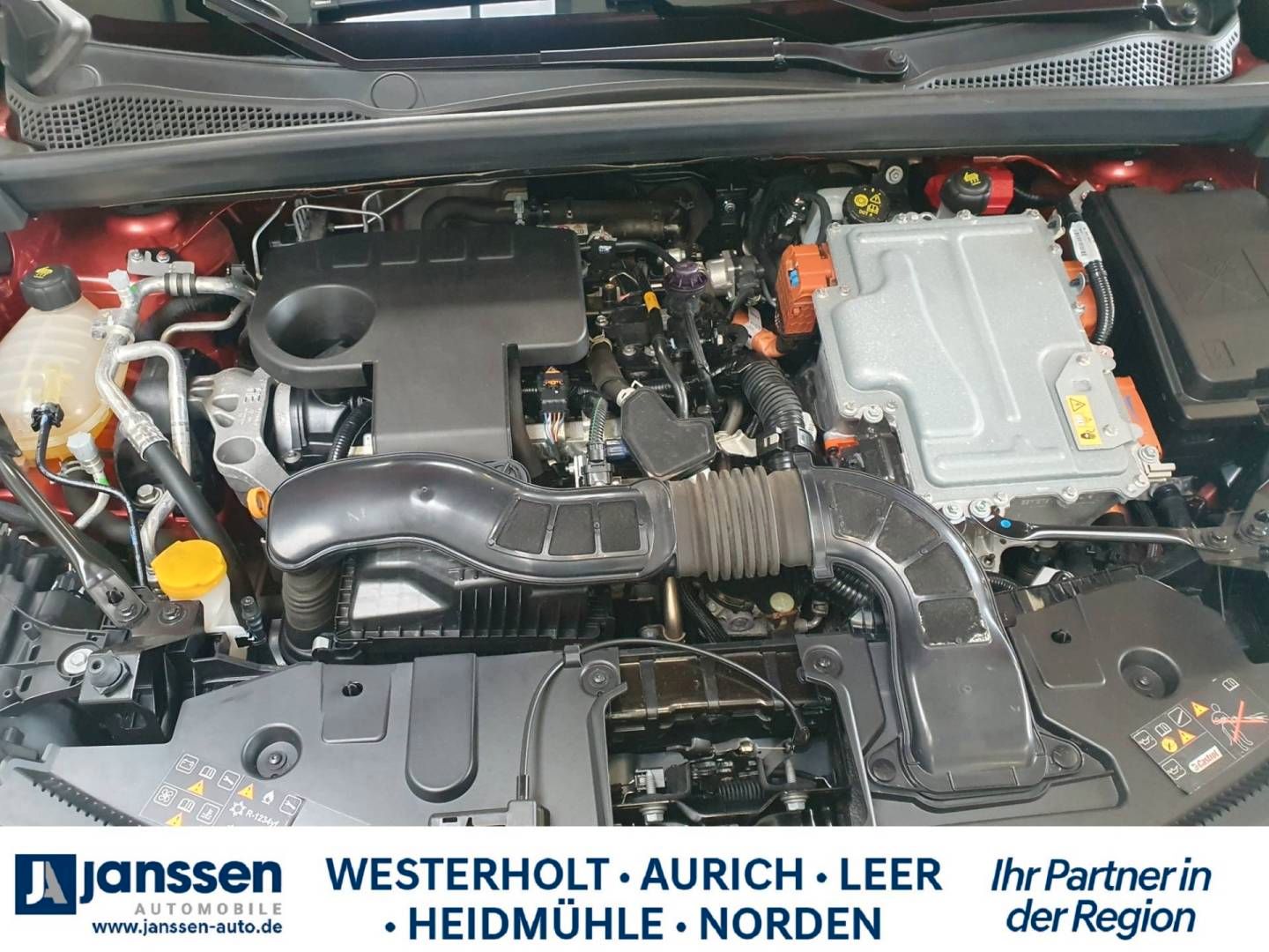 Fahrzeugabbildung Renault CAPTUR INTENS E-TECH PLUG-IN 160