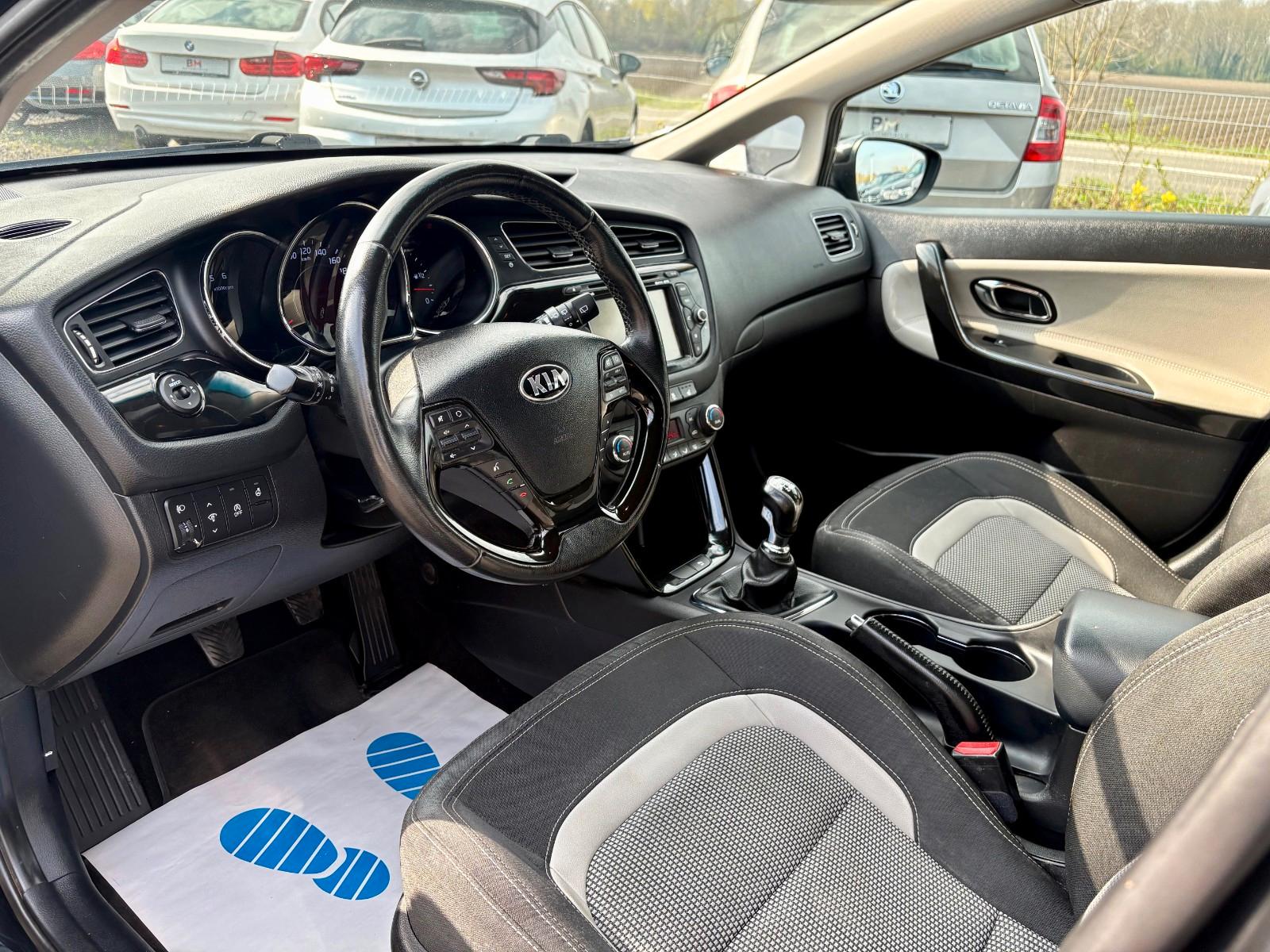 Kia cee'd Sportswagon 1.6 CRDi Navi AHK Kamera 2.HD