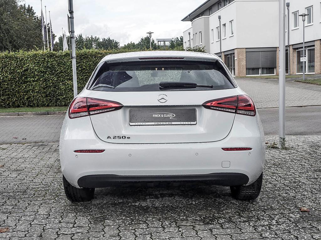 Mercedes-Benz A 250 e 360-GRAD-KAMERA LED AHK RÜCKFAHRKAMERA