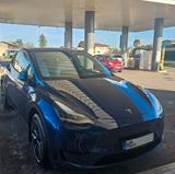 Tesla Model Y Standard Hinterradantrieb Standard - Tesla Gebrauchtwagen von 2024