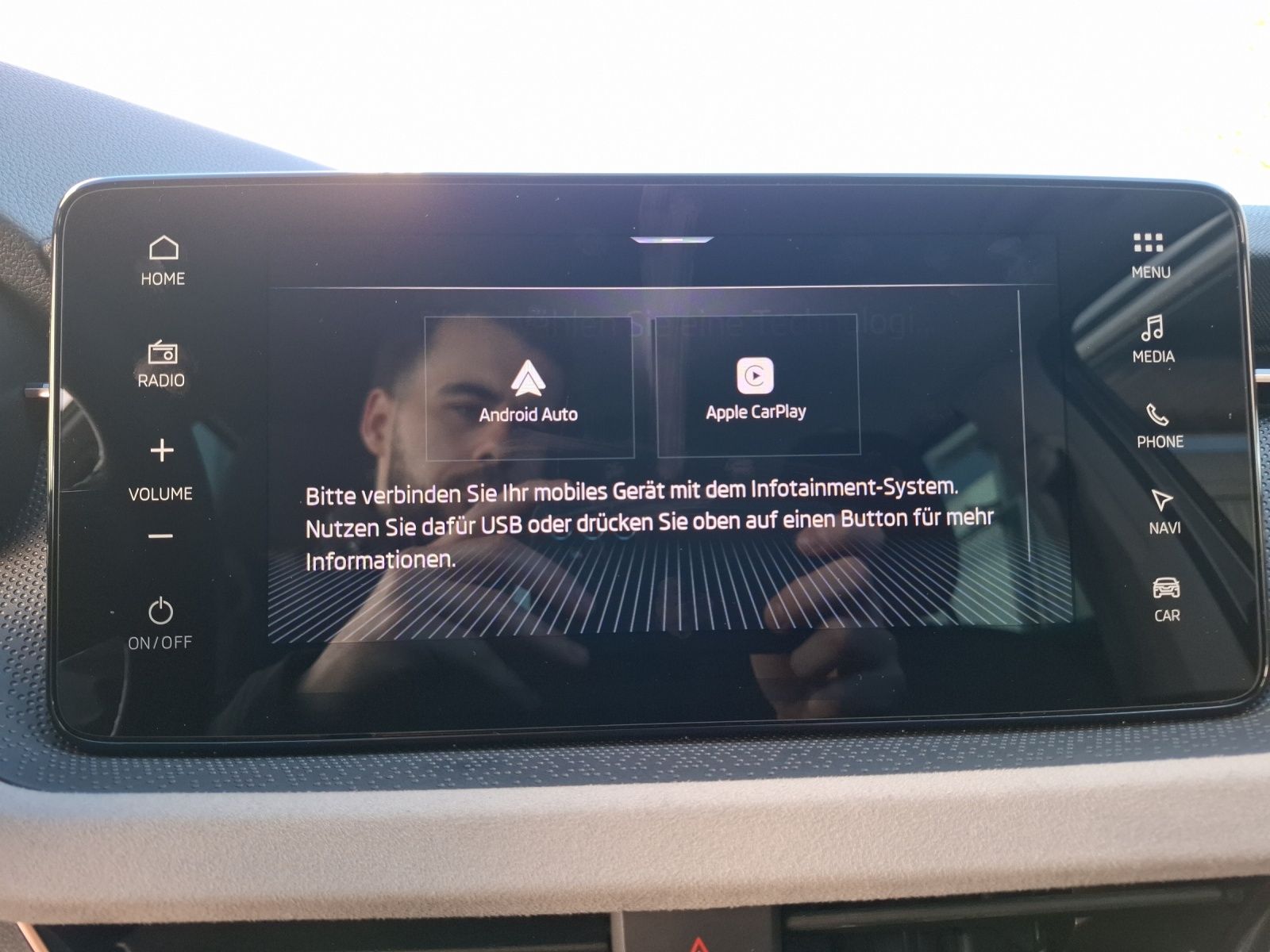 Fahrzeugabbildung SKODA Scala TSI Drive DSG Matrix Navi AID ACC RFK SH