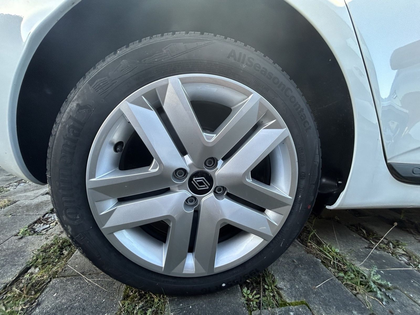 Renault Clio - Bild 19