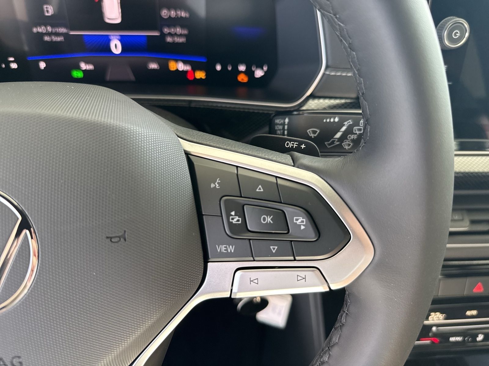 T-Cross R-Line 1.0 TSI, BlackStyle, RearView, Ma