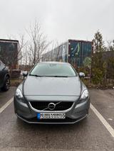 Volvo V40 D3 Geartronic Kinetic Linje You! - Volvo V40 Gebrauchtwagen in München