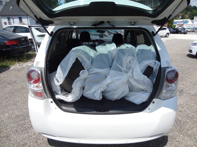 Fahrzeugabbildung Toyota Verso Travel/Kamera/Navi/131PS/95.500km/