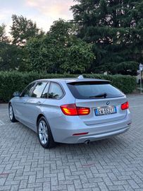 BMW 320 - 4